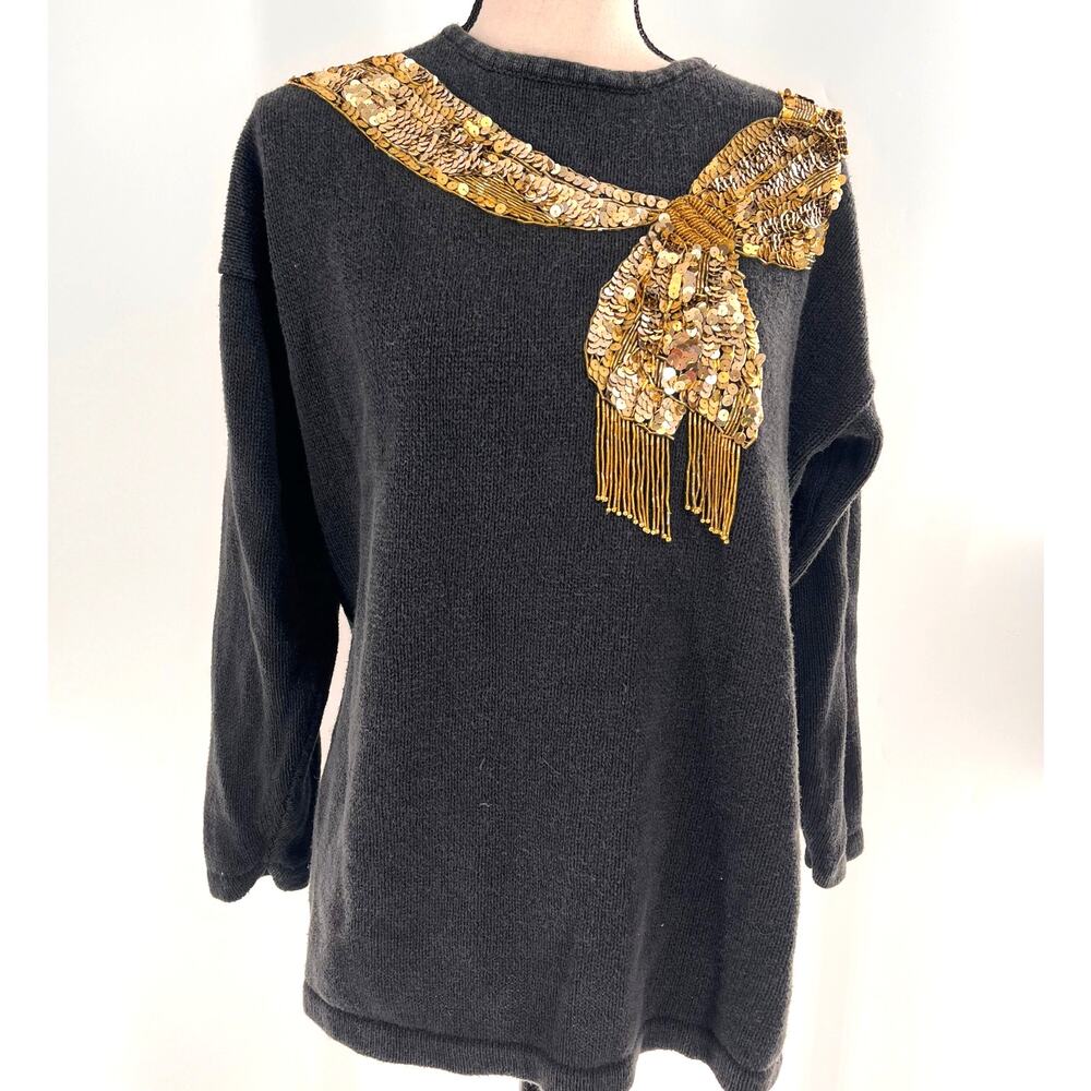 women's 1980's Medium oversized sequined tasseled bow black sweater tunic